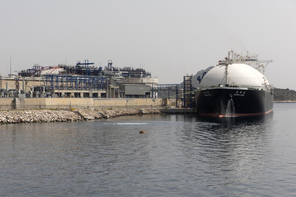 Revithoussa LNG (Liquefied Natural Gas) terminál v Grécku