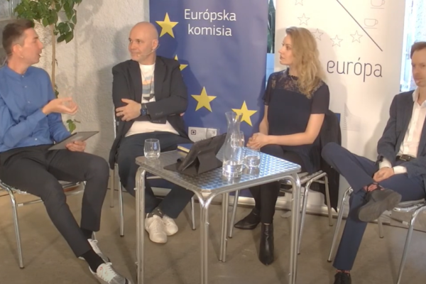 Café Európa: Čo nám prináša Akt o digitálnych službách?
